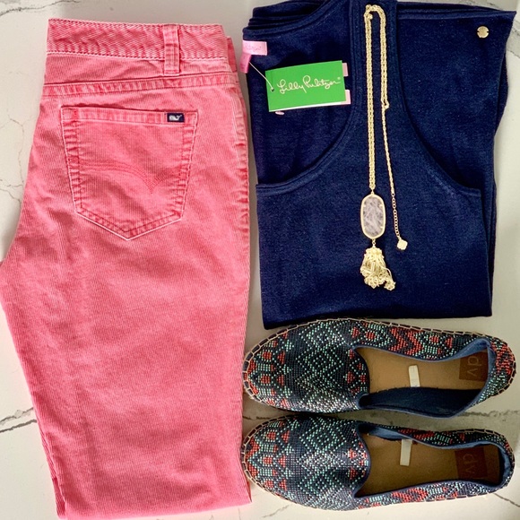 Lilly Pulitzer Tops - Lilly Pulitzer Elizabella Sweater Tank Navy L NWT